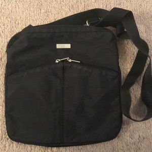 Baggallini black crossbody